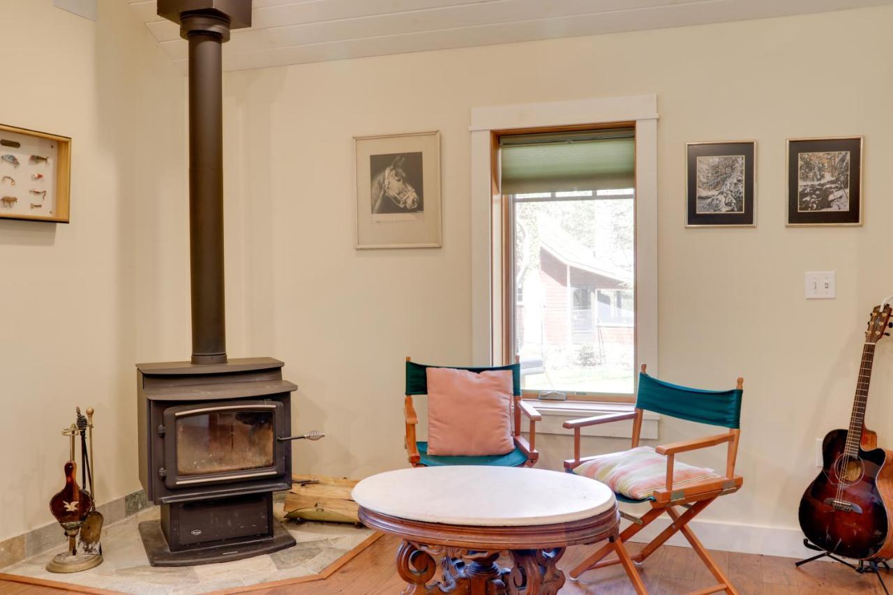 Pet-Friendly Pennsylvania Vacation Rental With Pool! Laughlintown 外观 照片